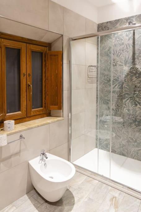 Cozy And Charmin 3Br Apartment Steps By Duomo Florencja Zewnętrze zdjęcie